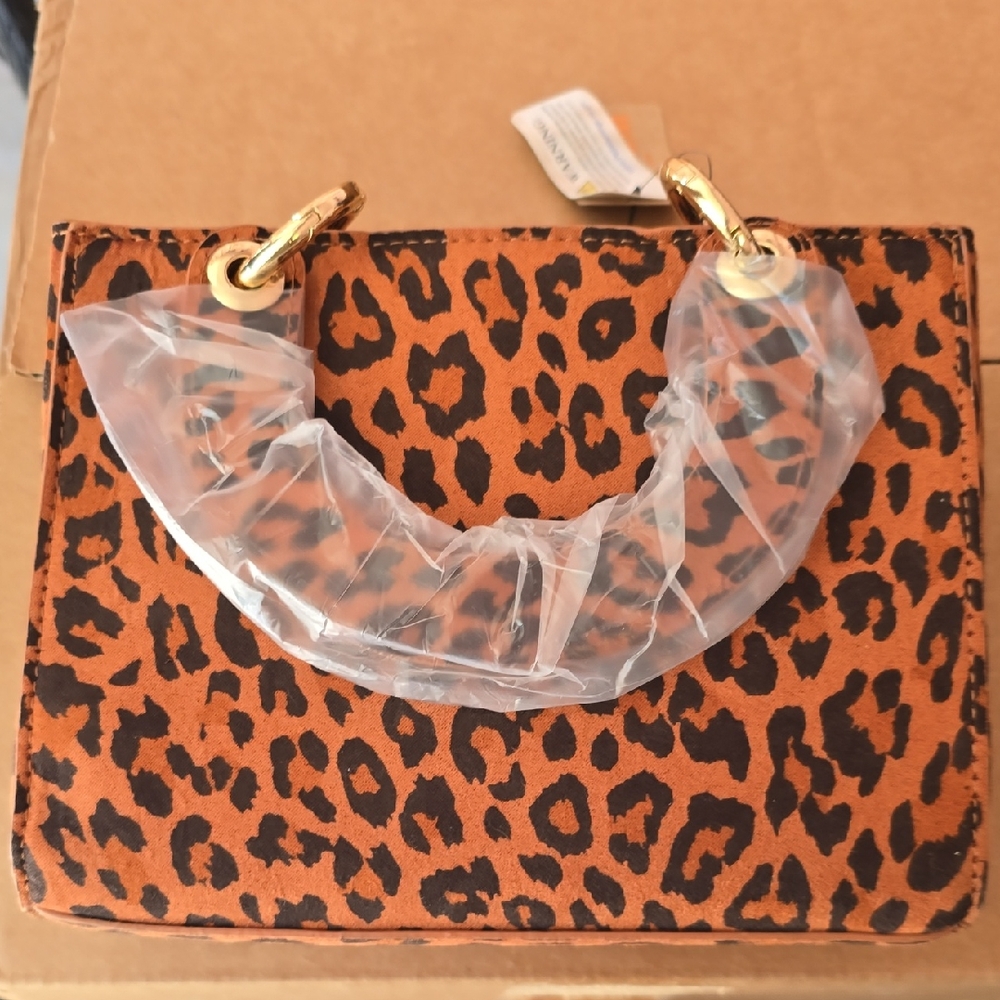 Chic Leopard Print Mini Bag with Gold Accents